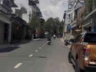 NHÀ MẶT TIỀN TRẦN NHẬT DUẬT - P5 - ĐÀ LẠT