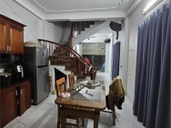 BÁN NHÀ KHU VỰC LÕI SÀI ĐỒNG - 4 TẦNG 3 NGỦ 37 M2 -  Ô TÔ GẦN CHỈ -