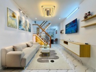 Chỉ 4,546 Tỷ – P.15, Tân Bình Nhà 2 Tầng Mới Đẹp – Hẻm Xe Hơi Sát