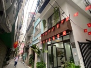 BÁN NHÀ NGỌC LÂM – LONG BIÊN  LÔ GÓC – Ô TÔ VÀO NHÀ – 7 TẦNG