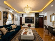 NHÀ ĐẸP MẶT PHỐ - HIẾM - KINH DOANH ĐỈNH - Ô TÔ TẢI TRÁNH - TIỆN