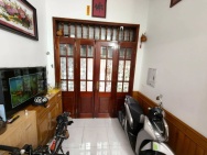 Chủ rất cần bán. Nhà 32m2, mt3.5m, 4T, 4N đủ công năng, Phúc Diễn,