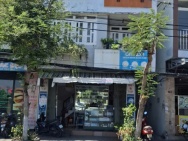 Cho thuê nhà mới 3 tầng 207 đường Nguyễn Huệ – Quy Nhơn, 70m²,