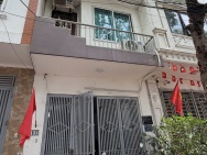 Nguyễn Văn Cừ Long Biên 9.5 tỷ 45m ô tô qua nhà gần công viên