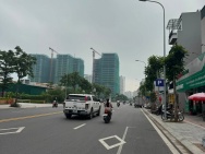 Cho thuê nhà Mặt phố Nguyễn Lam - kinh doanh đa ngành 40m2, 2 tầng,