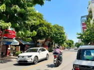 BÁN NHÀ TÂN SƠN NHÌ – Ô TÔ ĐỖ CỬA – VÀI BƯỚC RA MẶT TIỀN – SẴN DÒNG