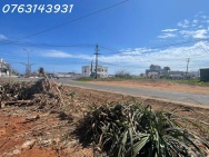 Cần bán gấp lô đất 2 mặt tiền lớn Đảo Phú Quý, DT 1.318m2, giá 3,9