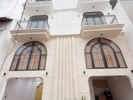 BÁN CĂN HỘ DỊCH VỤ 4 TẦNG - MỚI BÓNG - CÓ THANG MÁY - LINH ĐÔNG -