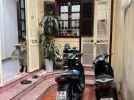 NHÀ PHỐ LA THÀNH – 56 M² – MT 4,2M – 4 TẦNG – GẦN PHỐ – NGÕ THÔNG –