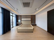 Bán chung cư Berriver Nguyễn Văn Cừ, 88m2, căn góc, 3 thoáng, full