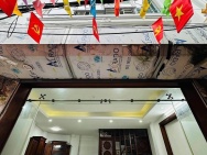NHÀ LÔ GÓC HOÀNG HOA THÁM – 43M² – MT 5,6M – 5 TẦNG – NGÕ THÔNG –