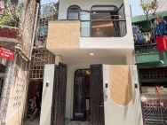 BÁN NHÀ HXH NGUYỄN TRỌNG TUYỂN P.15 PHÚ NHUẬN 4 TẦNG FULL NỘI THẤT