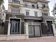 Tôi cho thuê nhà MỚI, Lê Văn Lương, Khuất Duy Tiến, 220m2x 3T -42 tr