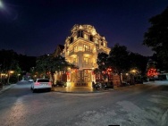 Biệt thự Việt Hưng, lô góc, 4 thoáng, sân vườn, hồ cá Koi, an ninh