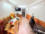 NGAY NHÀ GA T3 SÂN BAY, 1 CĂN RA MẶT TIỀN, 4 TẦNG ĐÚC THẬT 3PN CÓ