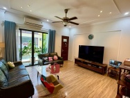 BÁN NHÀ VIỆT HƯNG 75M2- 5 Tầng THANG MÁY- VỈA HÈ, Ô TÔ TRÁNH- 25.x