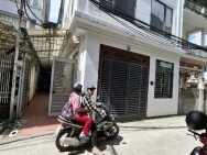 Bán nhà BÁT KHỐI 45m, 4 tầng, 1 tum. chỉ nhỉnh 8 tỷ. ô tô, lô góc