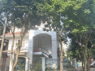 Chho thuê nhà biệt thự 8 phòng mb235m2 tại Từ Sơn Bắc Ninh