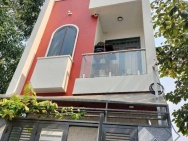 Bán nhà đường Ngô Chí Quốc, Thủ Đức, TP HCM. DT 60m2, 3 tầng, 4.75