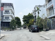 Bán nhà 3 tầng khu VIP bên sông Hiệp Bình Chánh Thủ Đức - 105m2  -