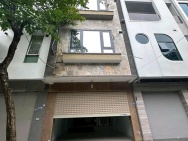 Cho thuê nhà, 102m2_ 5T; Hoàng Cầu, La Thành, Đặng Tiến Đông -24 tr
