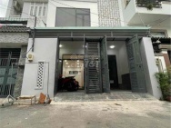 BÁN NHÀ GẤP. DT 6,6X14M ( CN85M2 ) TẠI 411/ LÊ ĐỨC THỌ P17 VỊ TRÍ