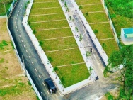 Tôi cần bán lô đất 100m2 hai mặt tiền cách QL21 700m và cách trường