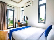 Villa 3 tầng Nguyễn Tuân, 271m2, giá 18,8 tỷ, 10 phòng ngủ, có hồ