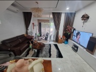 Bán nhà mặt phố đường Tự Do, Q.9, Thủ Đức, TP HCM. DT 90m2, 3 tầng,