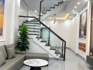 Bán nhà 3 tầng Lạch Tray - Khu trung tâm sầm uất