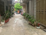 BÁN ĐẤT TẶNG NHÀ PHỐ HOA BẰNG, NGÕ THÔNG, TIỆN ÍCH NGẬP TRÀN -