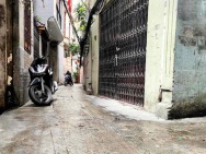 BÁN NHÀ PHỐ NGUYỄN VĂN HUYÊN, NHÀ DÂN XÂY, LÔ GÓC, GẦN PHỐ - 5T,