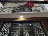 NHÀ MỚI, CỰC ĐẸP ĐƯỜNG PHẠM VĂN ĐỒNG, 6 TẦNG THANG MÁY, GẦN PHỐ -