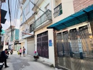 SIÊU PHẨM PHẠM VĂN ĐỒNG – BÁN ĐẤT TẶNG NHÀ, Ô TÔ ĐỖ CỬA– NGÕ THÔNG