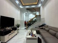 Tinh chuyên nhà phố