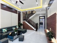 Bán nhà 3 tầng Tôn Thất Dương Kỵ, 100m2, đường 7m5, giá 8.8 tỷ Hoà