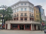 Cho thuê nhà, Chùa Láng, Nguyễn Chí Thanh, THANG MÁY; 148m2* 5T -70
