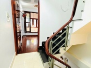 Bán nhà 3pn 3 wc 3 tầng sân thượng nhà mới dọn vào ở Nguyễn Thị Tần