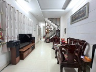 Bán nhà 105m2 đường Số 8, Linh Trung, Thủ Đức, TP HCM, 3 tầng, SHR.