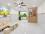 SIÊU PHẨM NHÀ ĐẸP GIÁ TỐT CẠNH NHÀ GA T3 SÂN BAY, GẦN 40M2 NGANG
