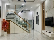 BÁN NHÀ MẶT TIỀN 50M2 2 TẦNG NGANG 4,3M KD ĐỈNH HOÀNG HOA THÁM I 9