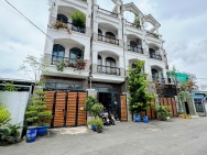 Bán nhà 4 tầng đường 10m, gần khu Hồng Long – Quốc lộ 13, đang cho