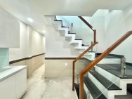 Bán nhà hẻm 766 Cách Mạng Tháng 8, phường 5 Tân Bình (4*14) - 3 tầng