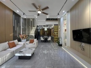 **Bán nhà HXH 254 Âu Cơ, phường 9, Tân Bình (4*18) 5 tầng nhà đẹp