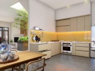 **Bán nhà HXH Lê Văn Sỹ, phường 1, Tân Bình; (4x12) 4 tầng hơn 8 tỷ