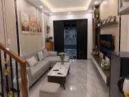 **Bán nhà mặt tiền Hồng Lạc, phường 10, Tân Bình; 4*11m; 4 tầng -
