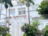 BÁN BIỆT THƯ LIỀN KỀ KDC CONIC CÁCH PHÚ MỸ HƯNG 2km, 155m2 CHỈ 14