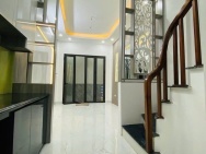 CẦN BÁN NHÀ TRƯỚC TẾT 2025 . 30M 5 TÂNG NHÀ CẦU GIẤY . CHỈ VIỆC