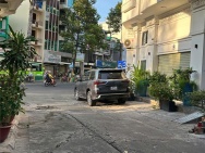 Bán nhà đường 10m, cách mặt tiền 1 căn, nhà mới 3/2 quận 11 (66m2,