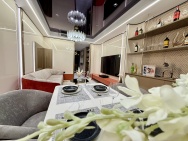 CĂN HỘ BIỂN NGAY TRUNG TÂM NHA TRANG. BAN CÔNG RỘNG VIEW BIỂN GIÁ